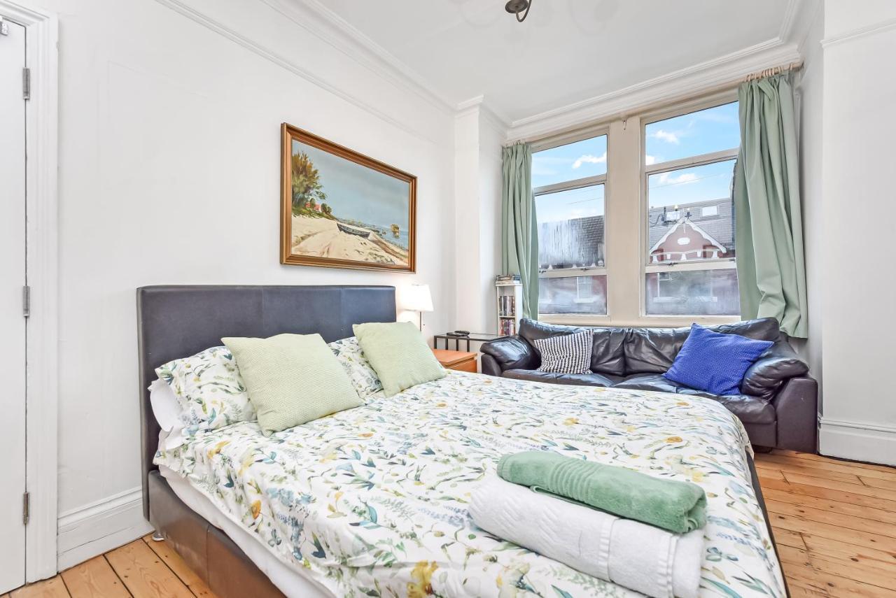 Groves 4 Bedroom, Shepherds Bush London Eksteriør bilde